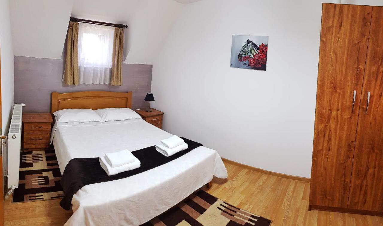 Отель Dmc House Frumosu  Экстерьер фото